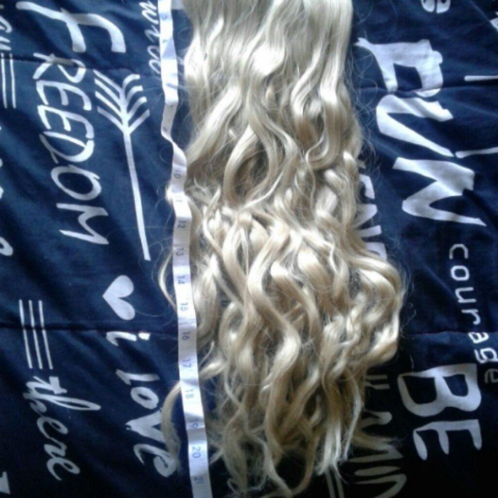 Hair extensions - Picture 6 of 8